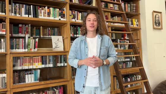 Преподаватель школы Kingsley